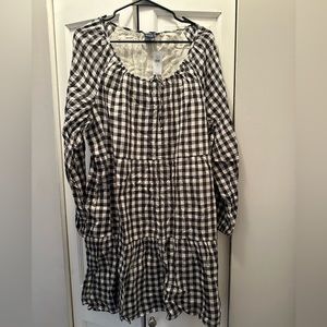 NWT GAP PLAID DRESS SIZE S TIES AT NECK RUNS BIG LINED